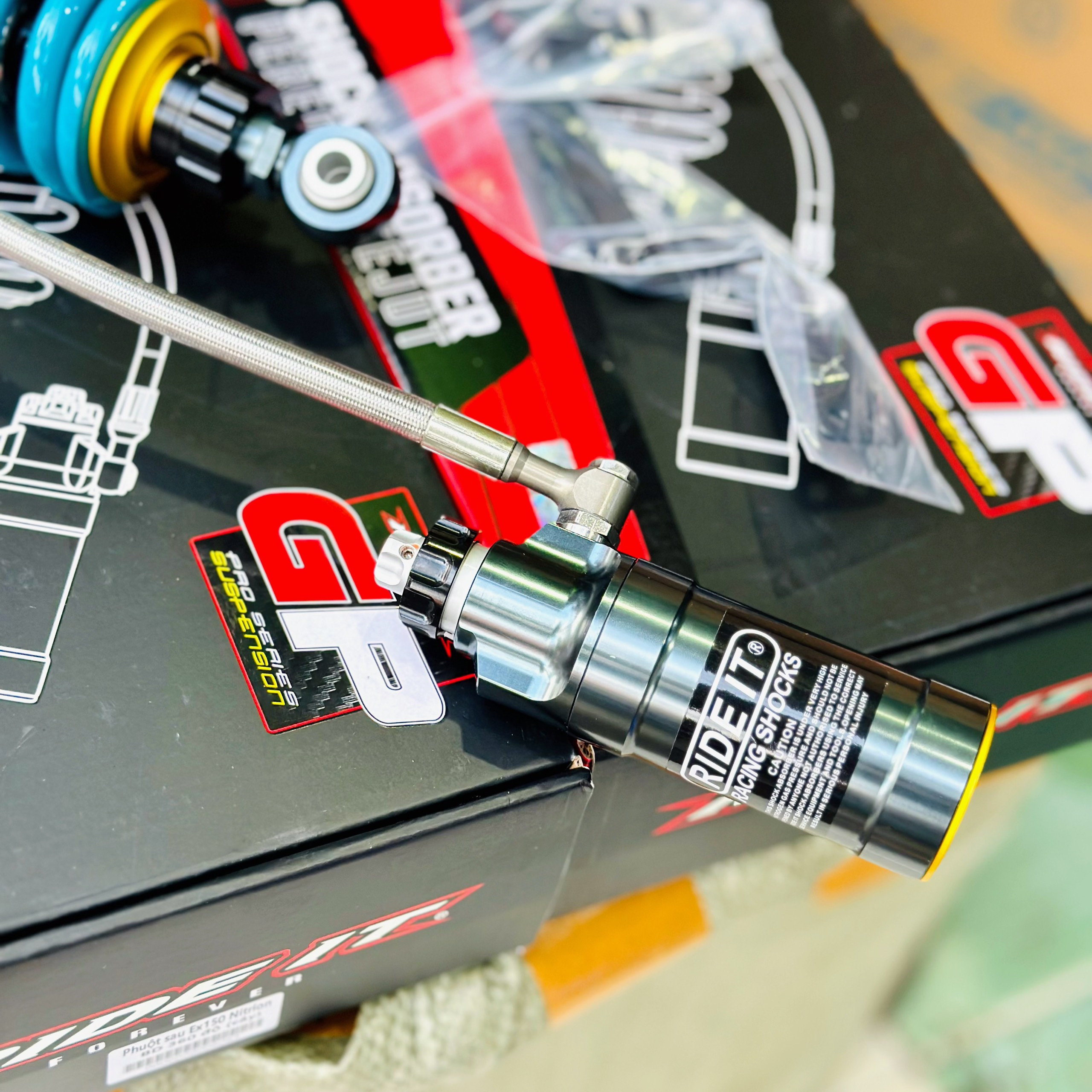 Phuộc sau ATR có bình dầu Exciter - Winner phiêng bảng V4 - Mod Tem Nitron