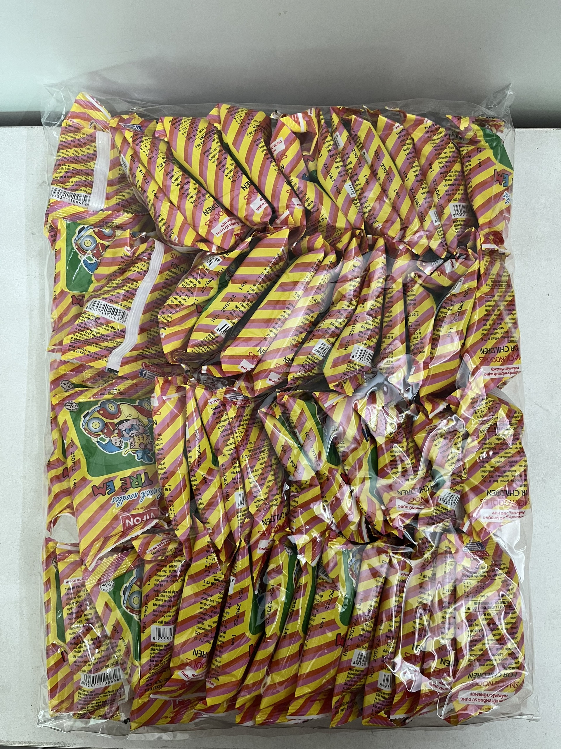 Mì trẻ em Vifon (Sack noodles) 50 gói×20g (Tặng 5 gói)