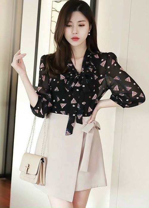 Áo kiểu cột nơ