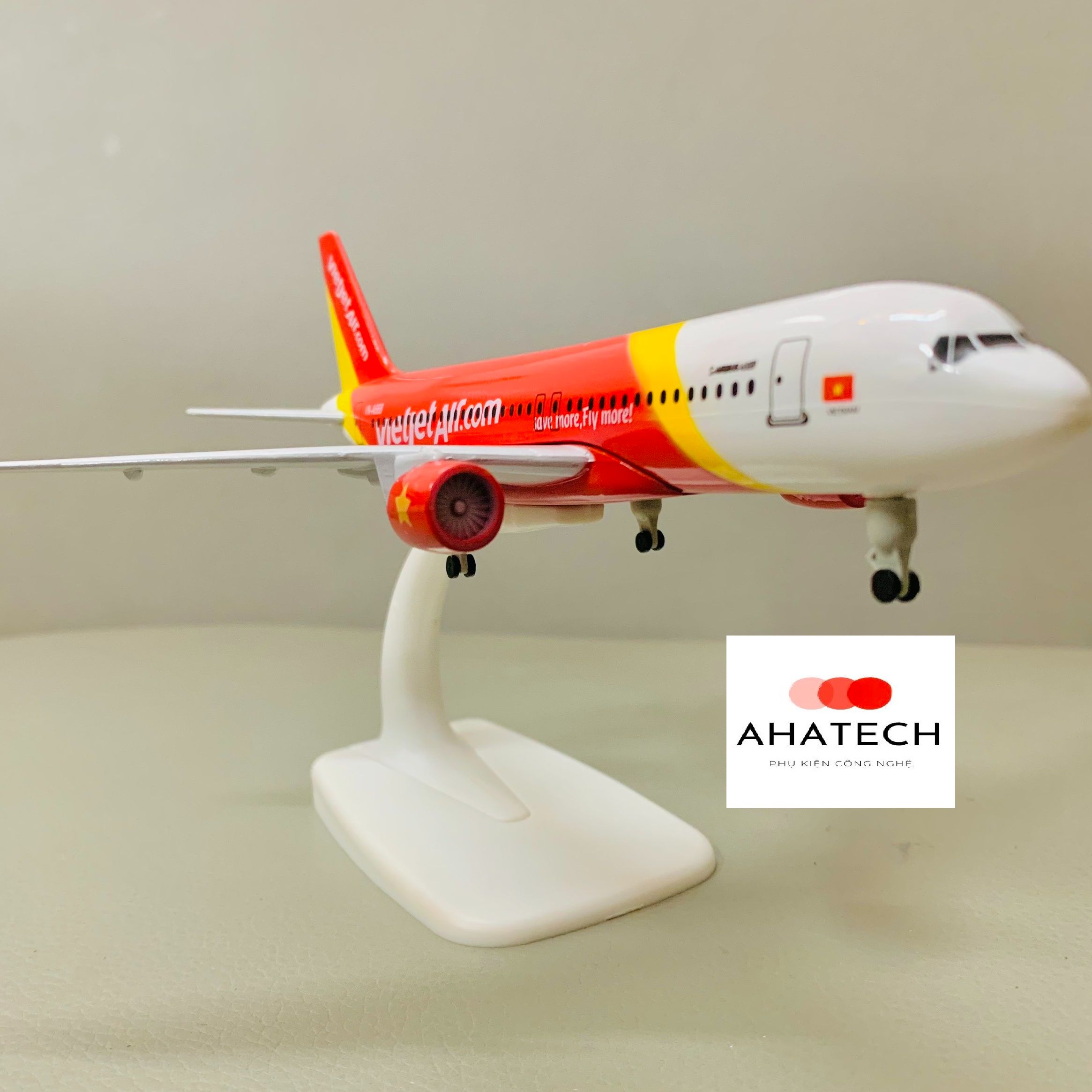 MÔ HÌNH TRƯNG BÀY MÁY BAY VIETJET AIRLINE