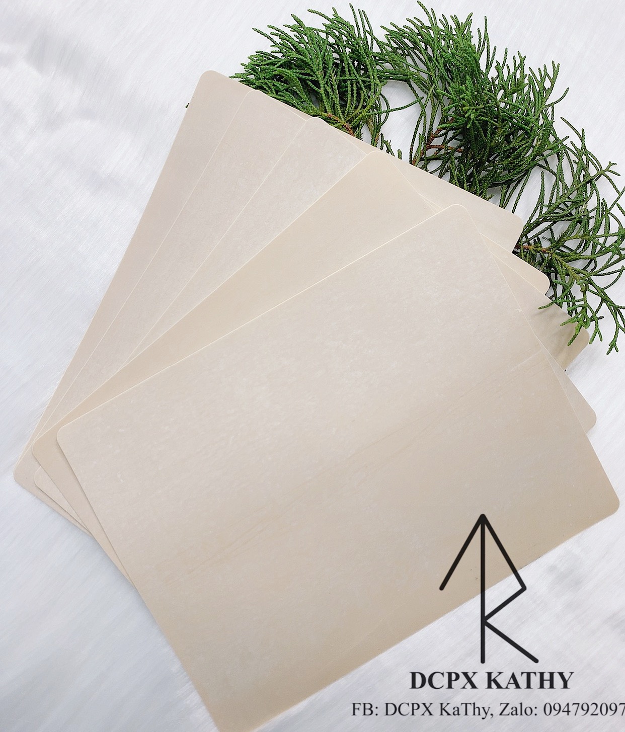 Da giả trắng xám tập phun xăm