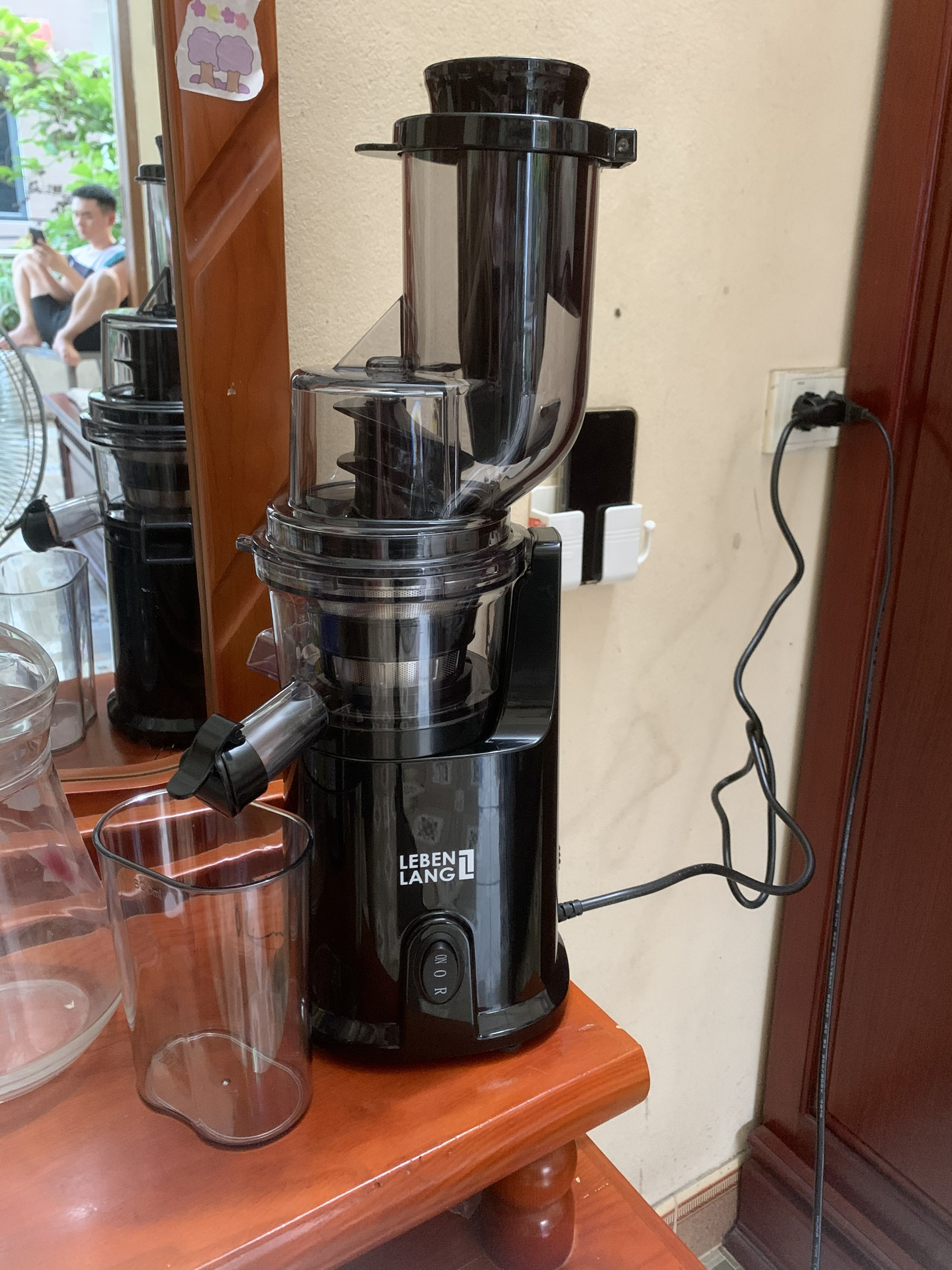 Máy ép chậm hàng Đức - made in Germany