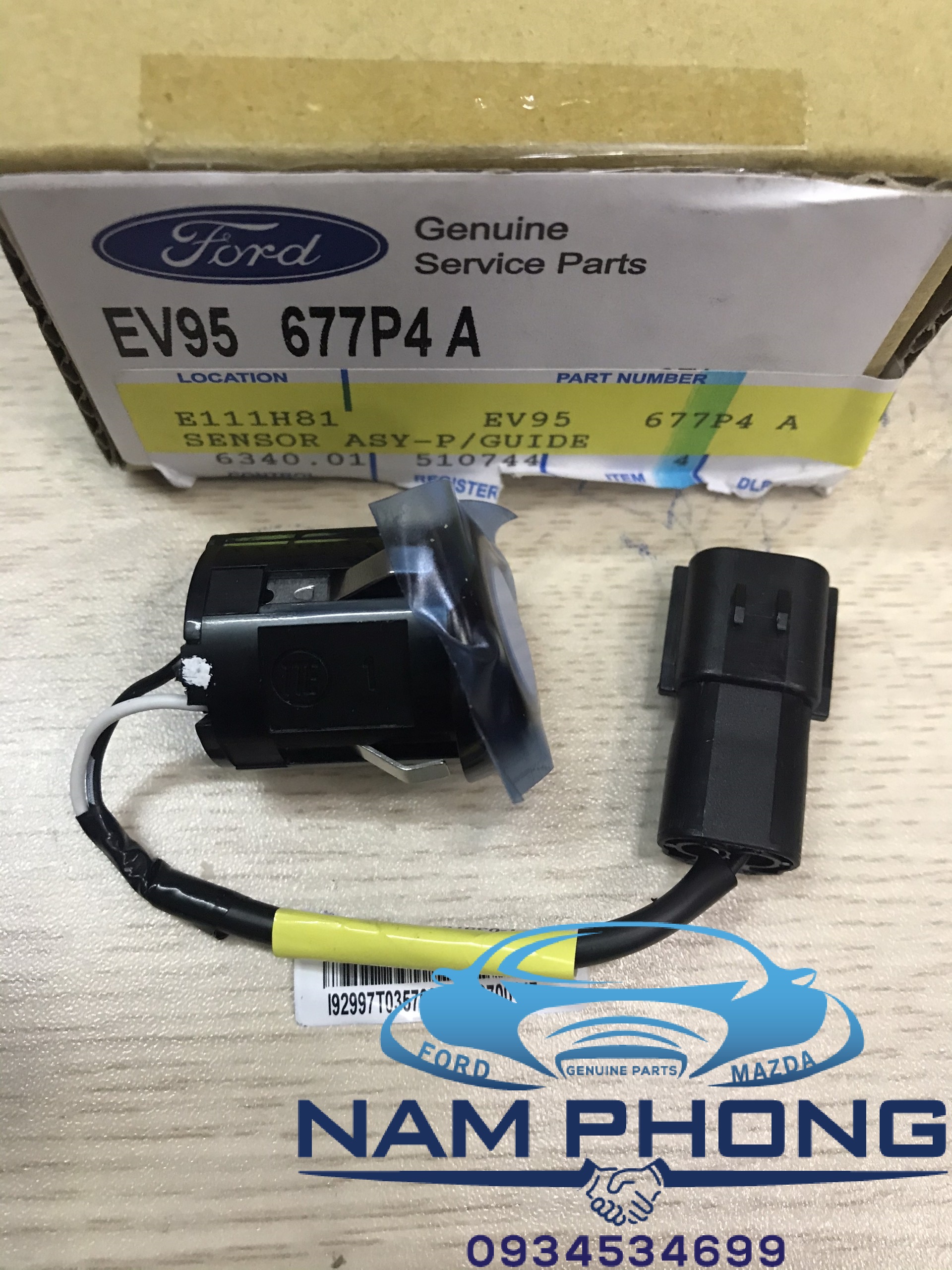 Cảm biến lùi escape 2.3 4w 10 – ev95677p4a / ezma677p4a
