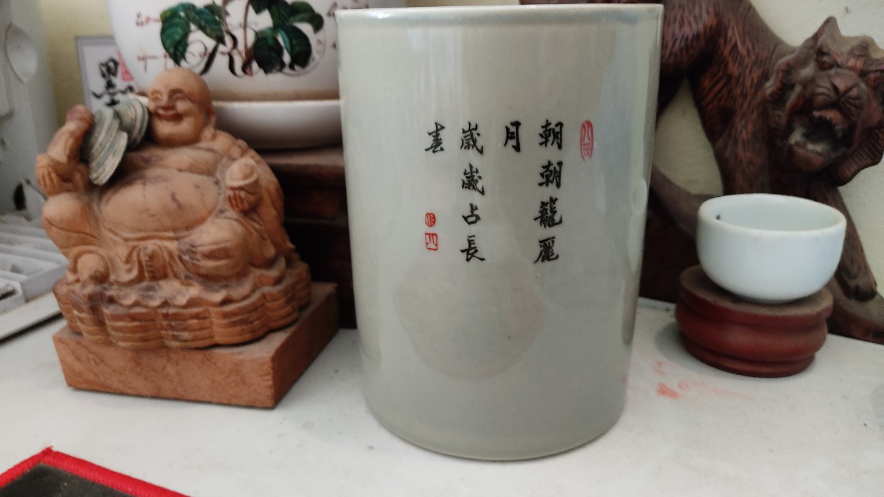 Ống Đựng Bút Bằng Sứ Kiểu Dáng Cổ Điển