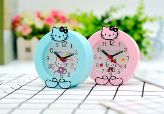 Đồng Hồ Hình Mèo Kitty Để Bàn Trang Trí Đồng hồ treo tường