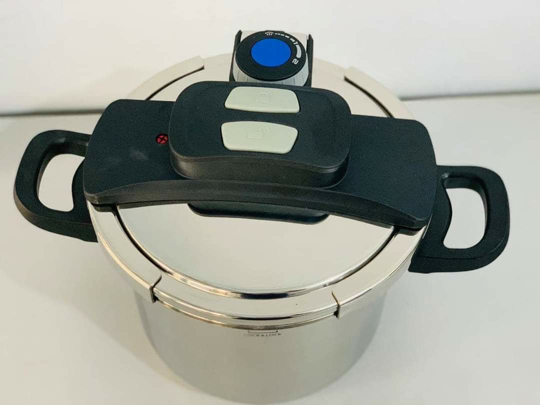Nồi Áp Suất Lock&Lock Dung Tích 7 lít CCP227SLV (cam kết hàng chuẩn, y hình)
