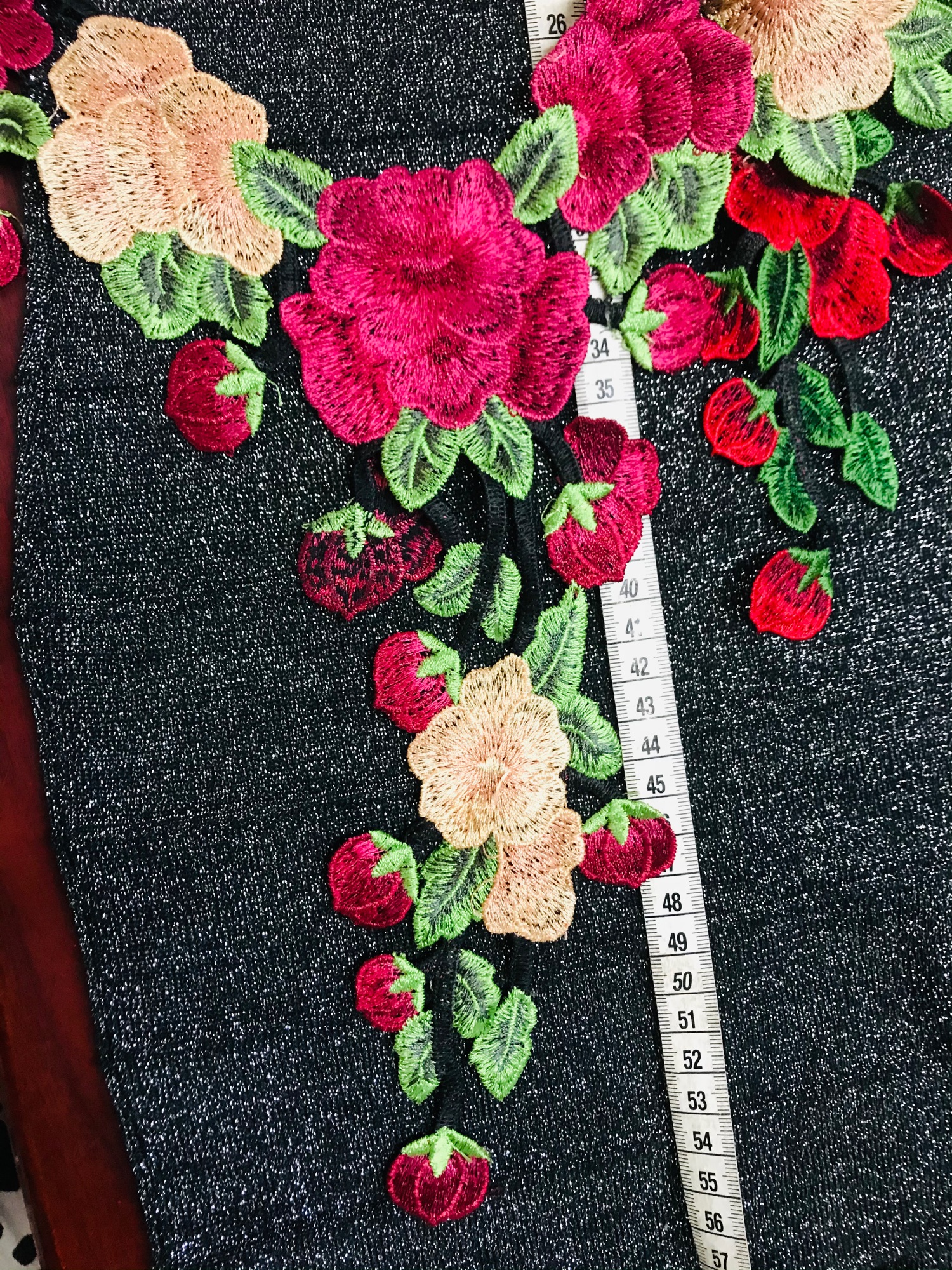 Cổ thêu mã C973