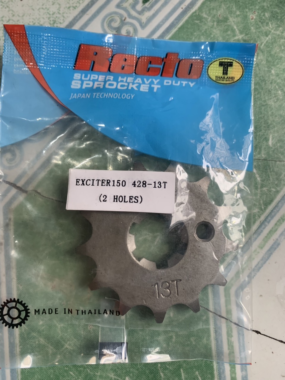 Nhong 13T xe exciter 150 hiệu recto