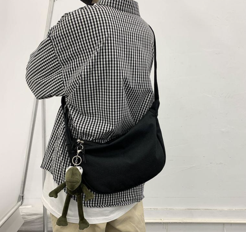 Túi đeo chéo vải canvas cao cấp unisex form bán nguyệt phong cách Basic