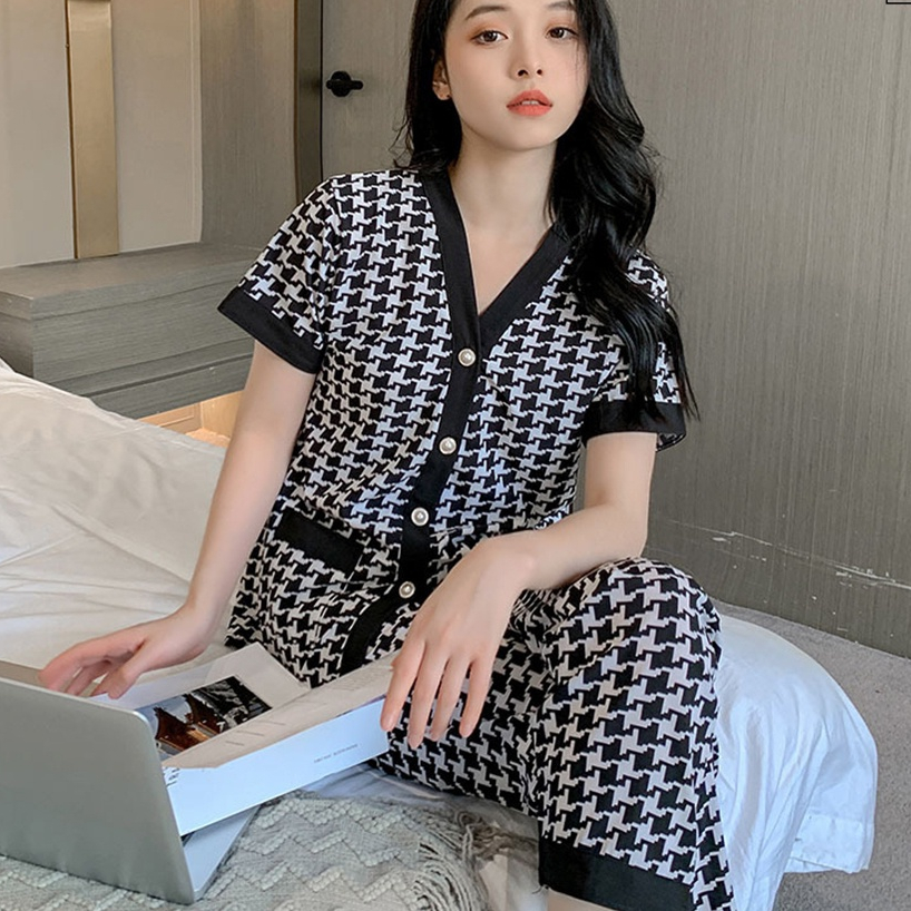 Bộ ngủ lụa mango quần dài áo cộc, Bộ ngủ lụa cao cấp, chất lụa mango mềm mại thoải mái BN026