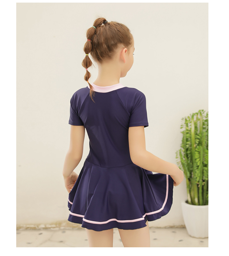 Đồ bơi bé gái có bigsize