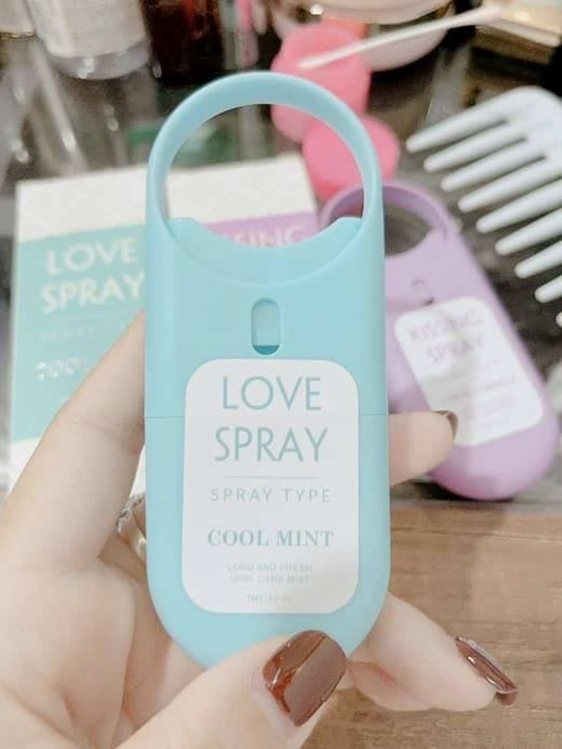 XỊT THƠM MIỆNG LOVE SPRAY