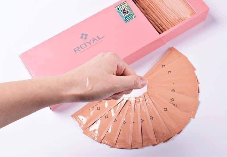 [HCM]Serum Nhau Thai Cuốn Rốn Royal Nhật Bản ( set 10 gói)