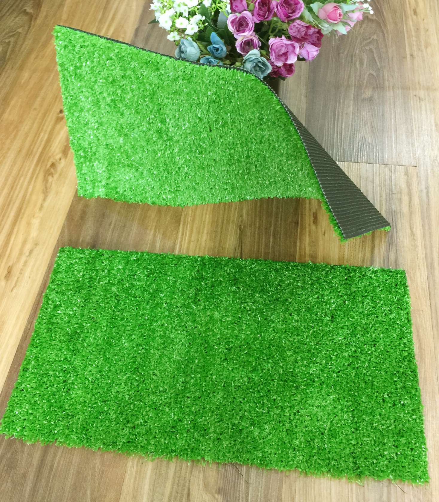 Tấm cỏ nhựa nhân tạo dày 1cm kích thước 25cm x 50cm - bán theo tấm