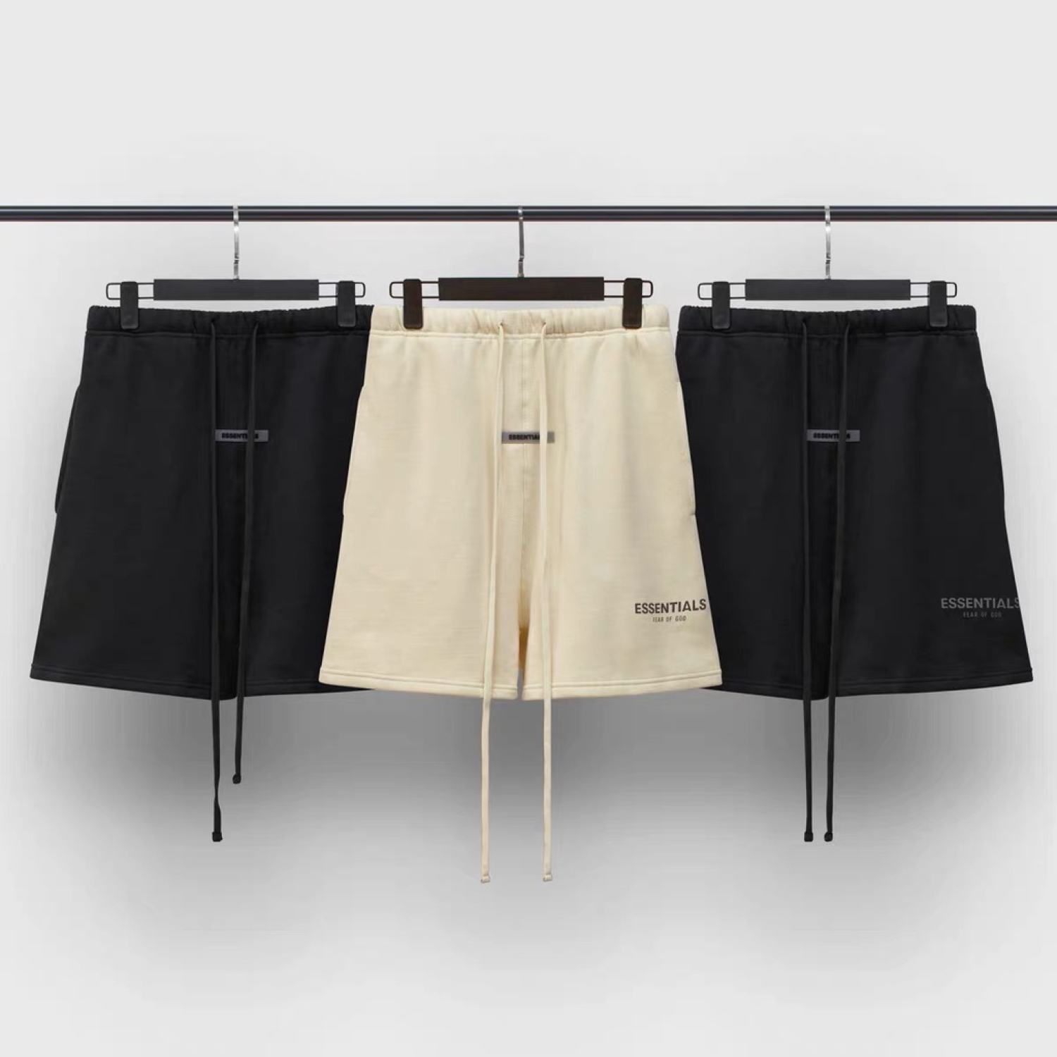 Quần short nam nữ Essential siêu hot dễ mặc
