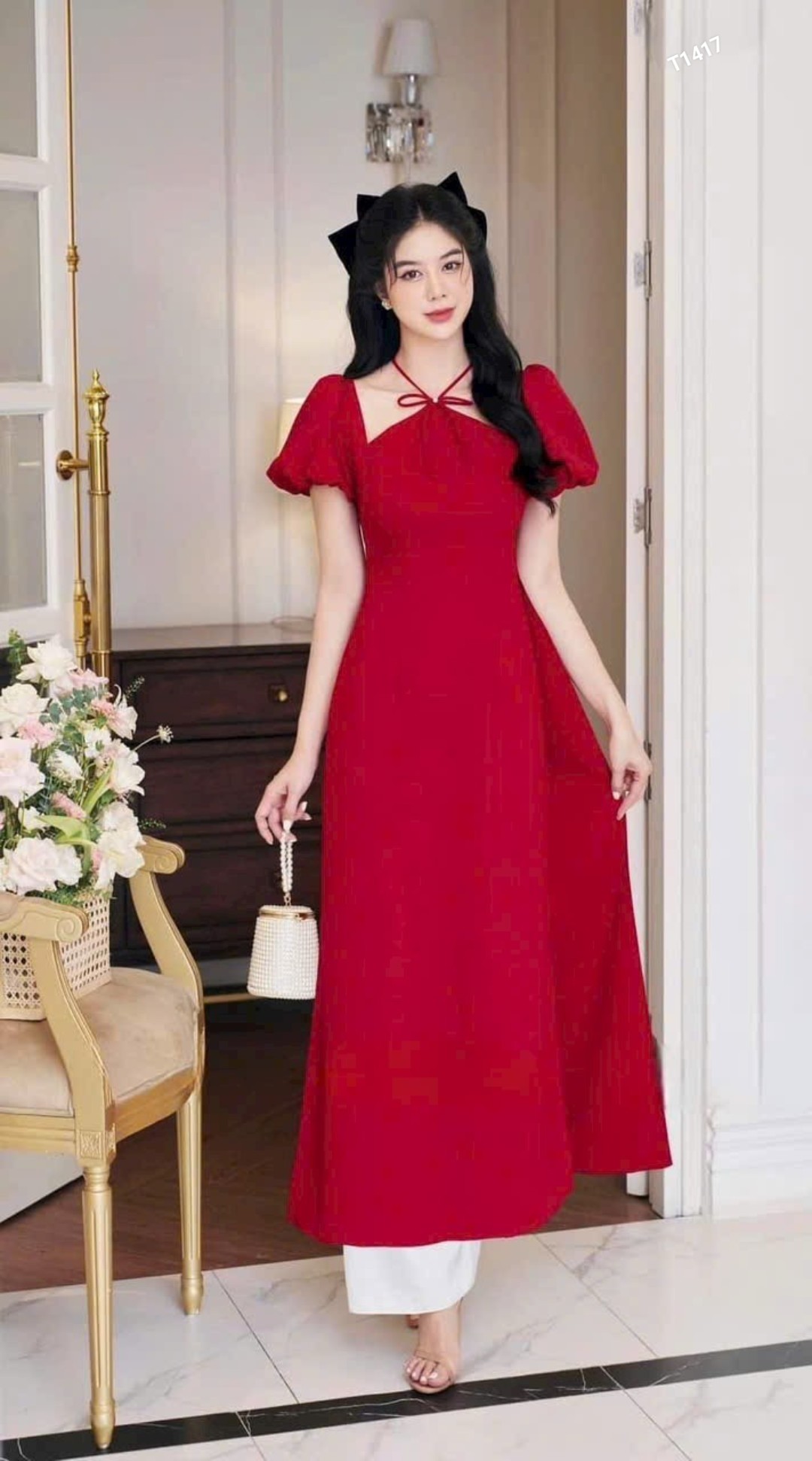Set áo dài cách tân cổ yếm cột nơ tay phồng kèm quần màu y hình lụa nhung T1417