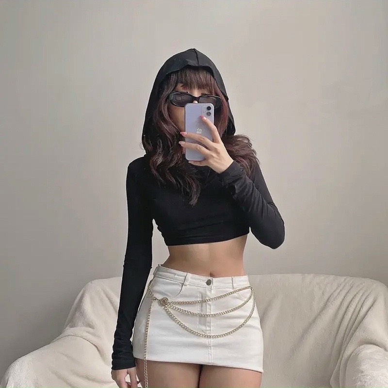 Áo croptop tay dài có mũ trùm đầu