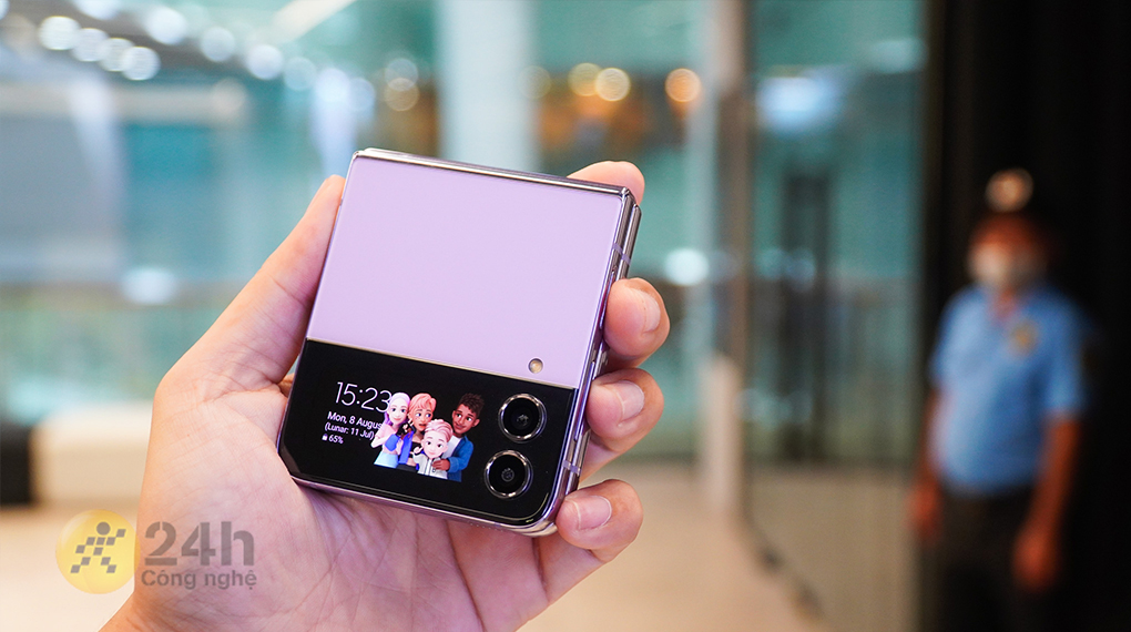 Điện Thoại Samsung Galaxy Z Flip4 128GB