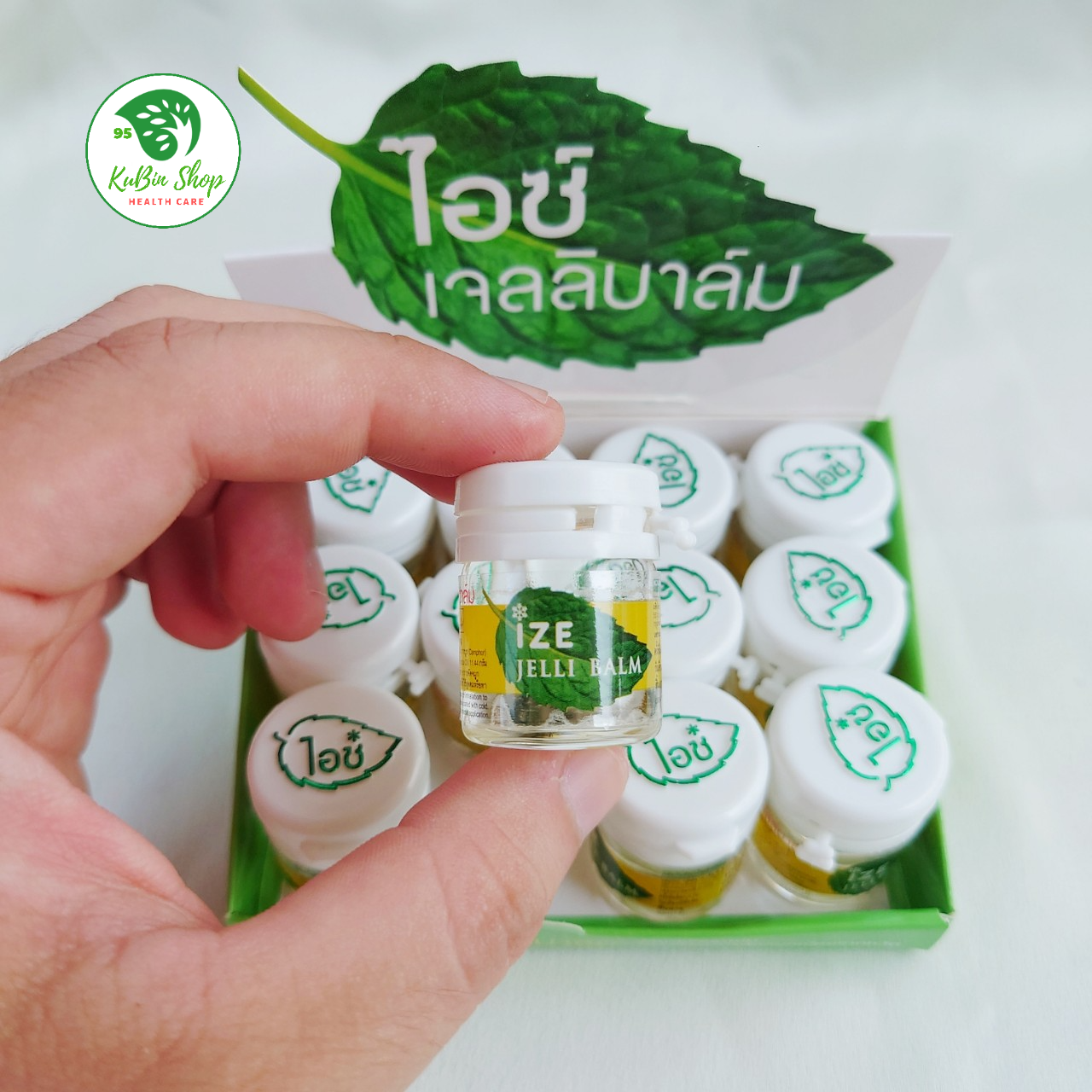 DẦU GIÓ HÍT THÔNG MŨI BẠC HÀ - IZE JELLI BALM - THÁI LAN