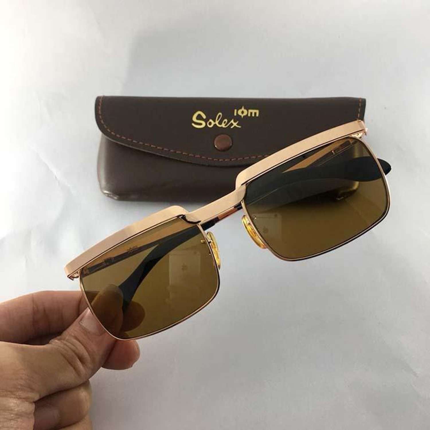 KÍNH RÂM NAM PHONG CÁCH SOLEX CHỮ H
