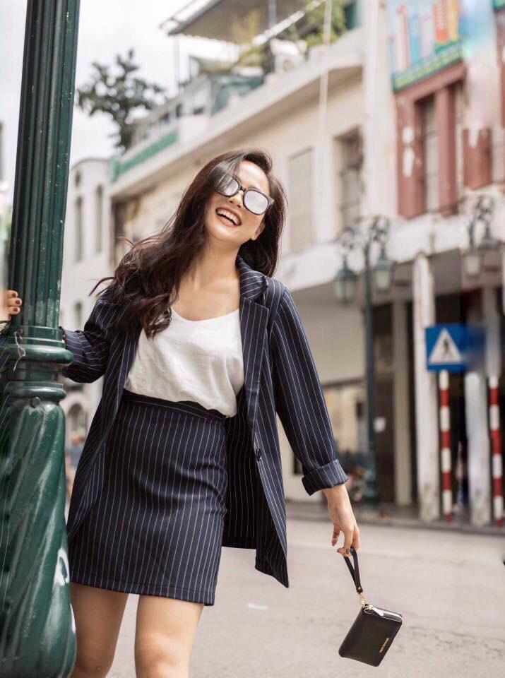 SET ÁO VEST VÀ CHÂN VÁY CAO CẤP