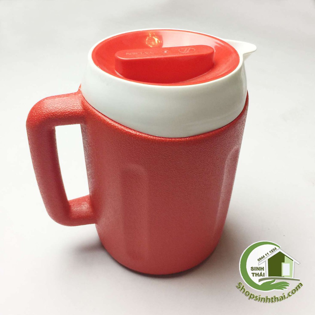 Ca nước giữ nhiệt bằng nhựa có nắp đậy 2 lít - Đồng tâm