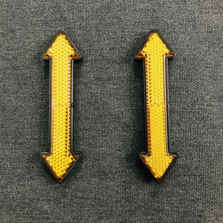 [MŨI TÊN 2 ĐẦU PHẢN QUANG] MẮT MÉO PHẢN QUANG HÌNH MŨI TÊN  DÁN XE MÁY SIÊU DÍNH SIÊU PHẢN QUANG (2 TEM MÀU VÀNG)