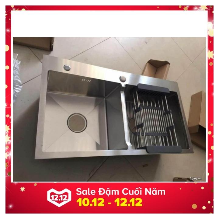 Chậu rửa chén bát Inox 304 Đúc Nguyên Khối 82 x 45 cm 2 hố cân (tặng kệ để đồ)