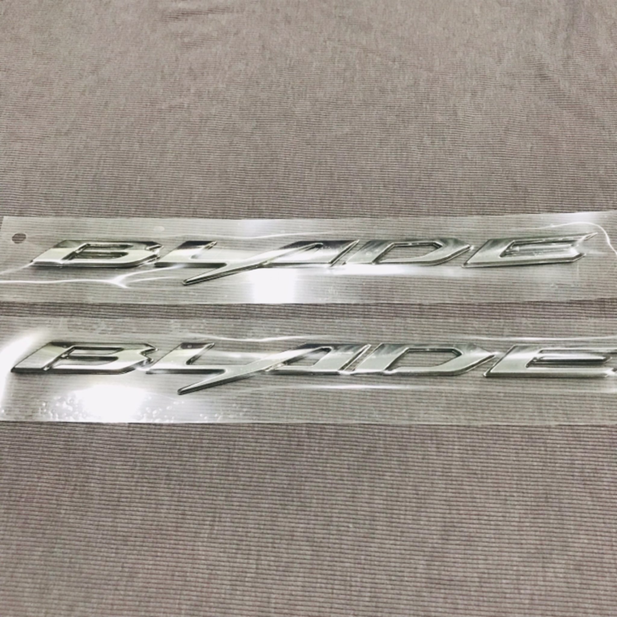 Tem cặp chữ Blade zin thái bao đẹp bao sắc nét