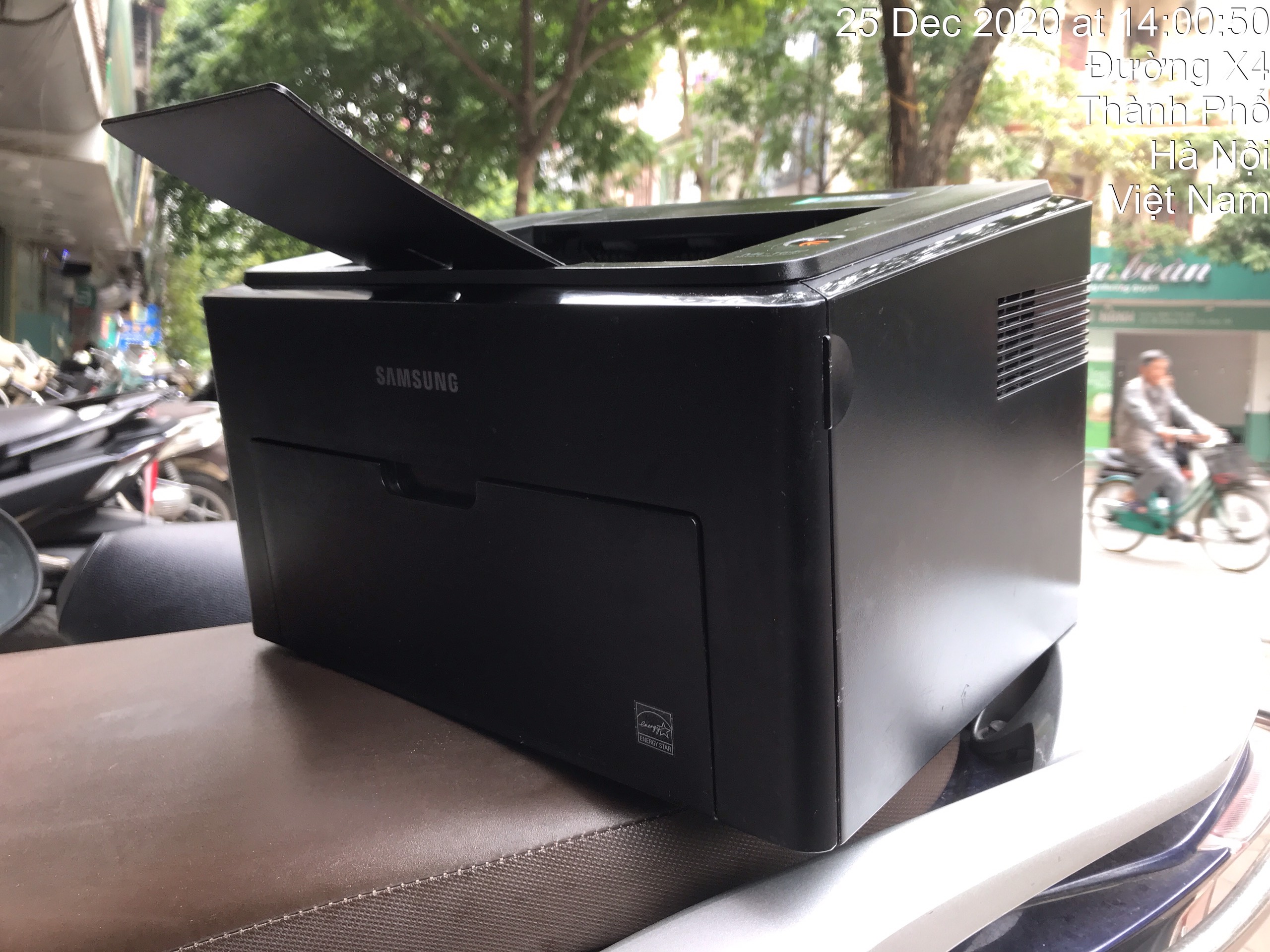 Máy in Samsung ML - 1640 .Đã Qua Sử Dụng. ( Tặng kèm hộp mực , dây nguồn , dây usb mới )