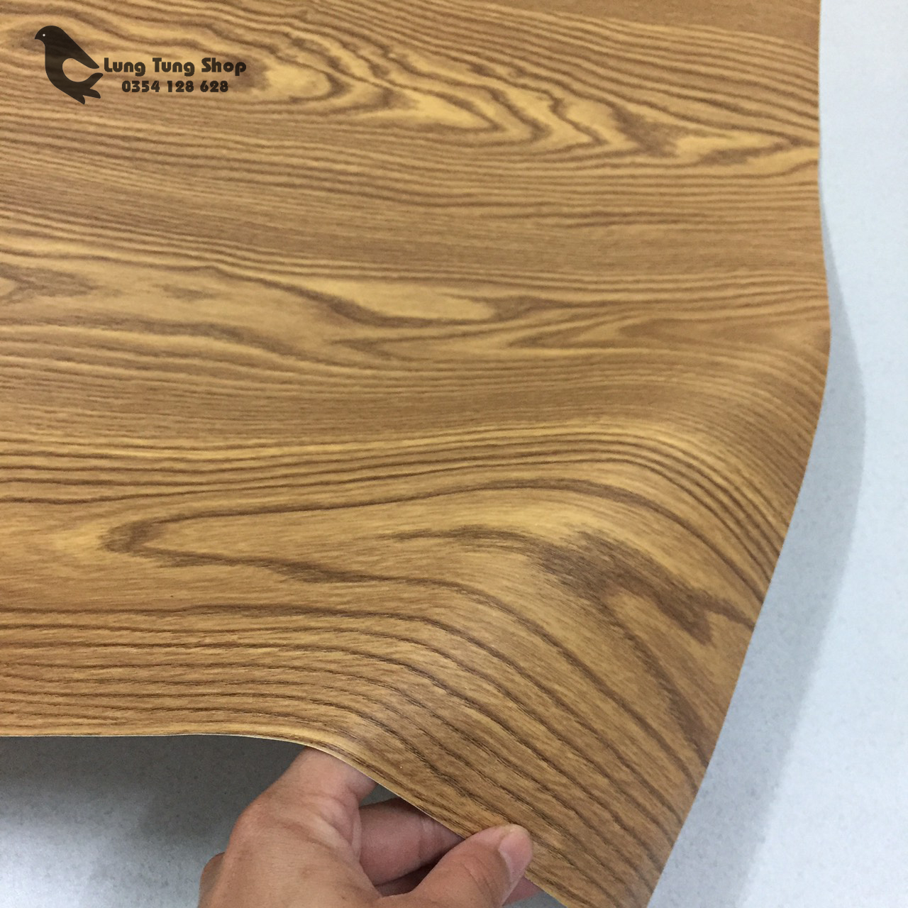 [HCM]giấy dán tường có keo - decal gỗ nâu vân to ( khổ 1,2m )