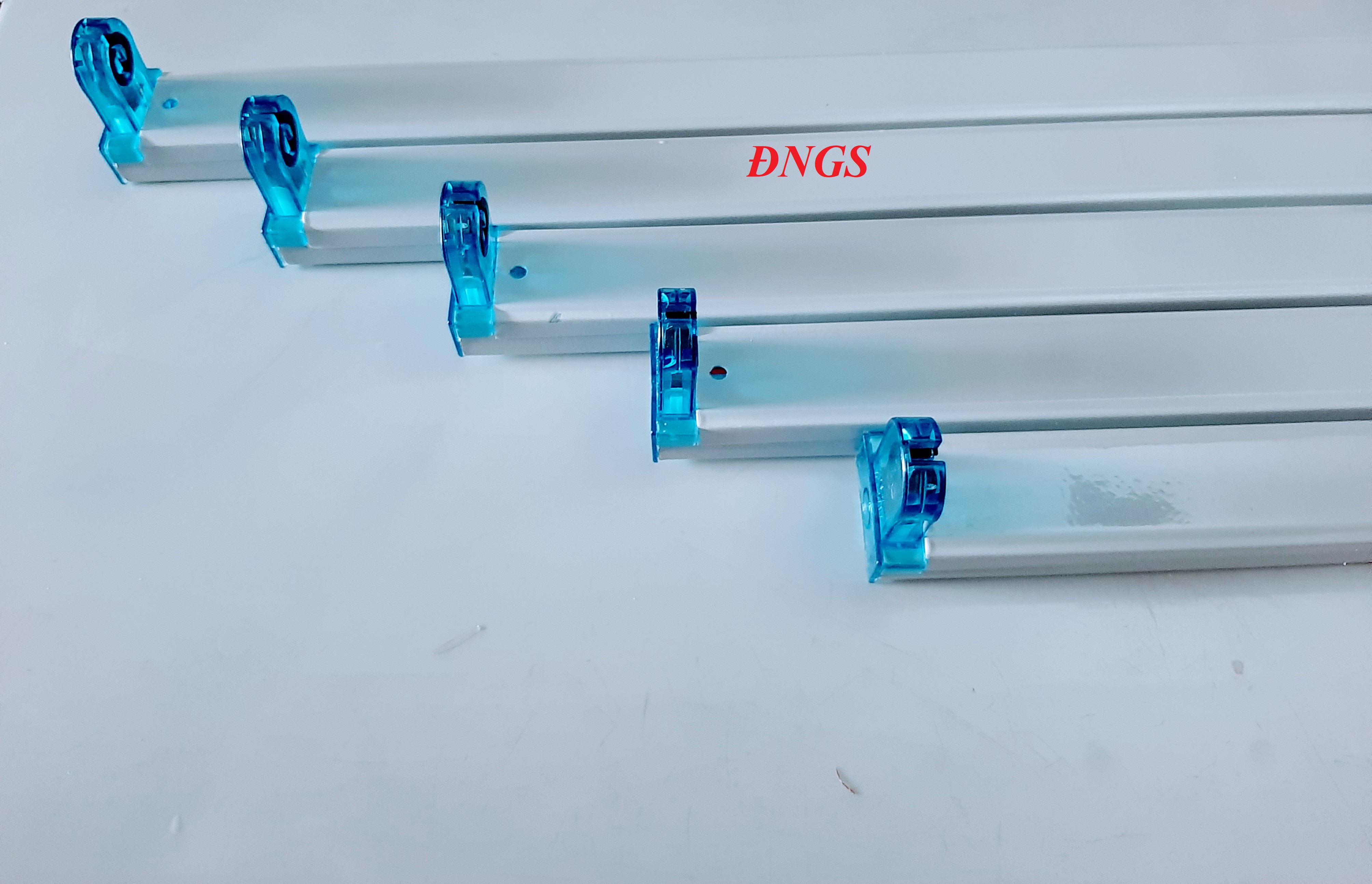 Máng đèn Led tuýp 1m2 máng đèn Led đơn 1,2m