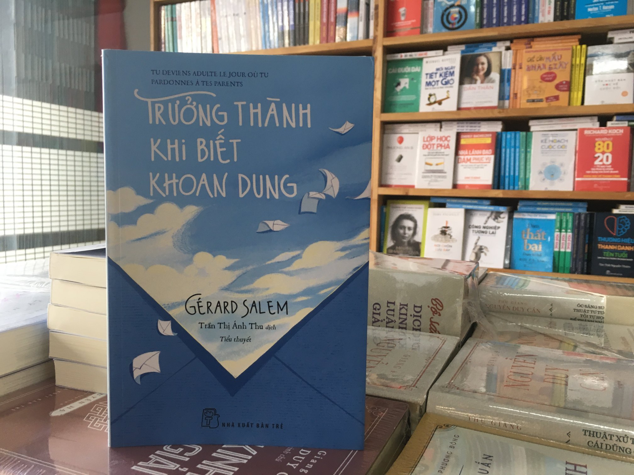 Sách - Trưởng thành khi biết khoan dung