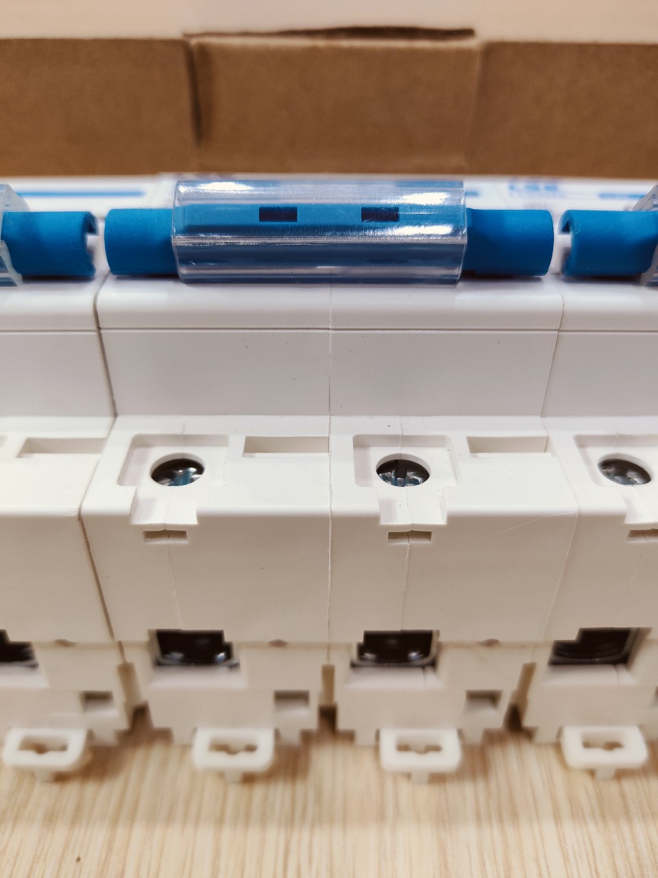 MCB APTOMAT 2 Pha- CB Tép 2 Pha LSE 80A/100A/125A