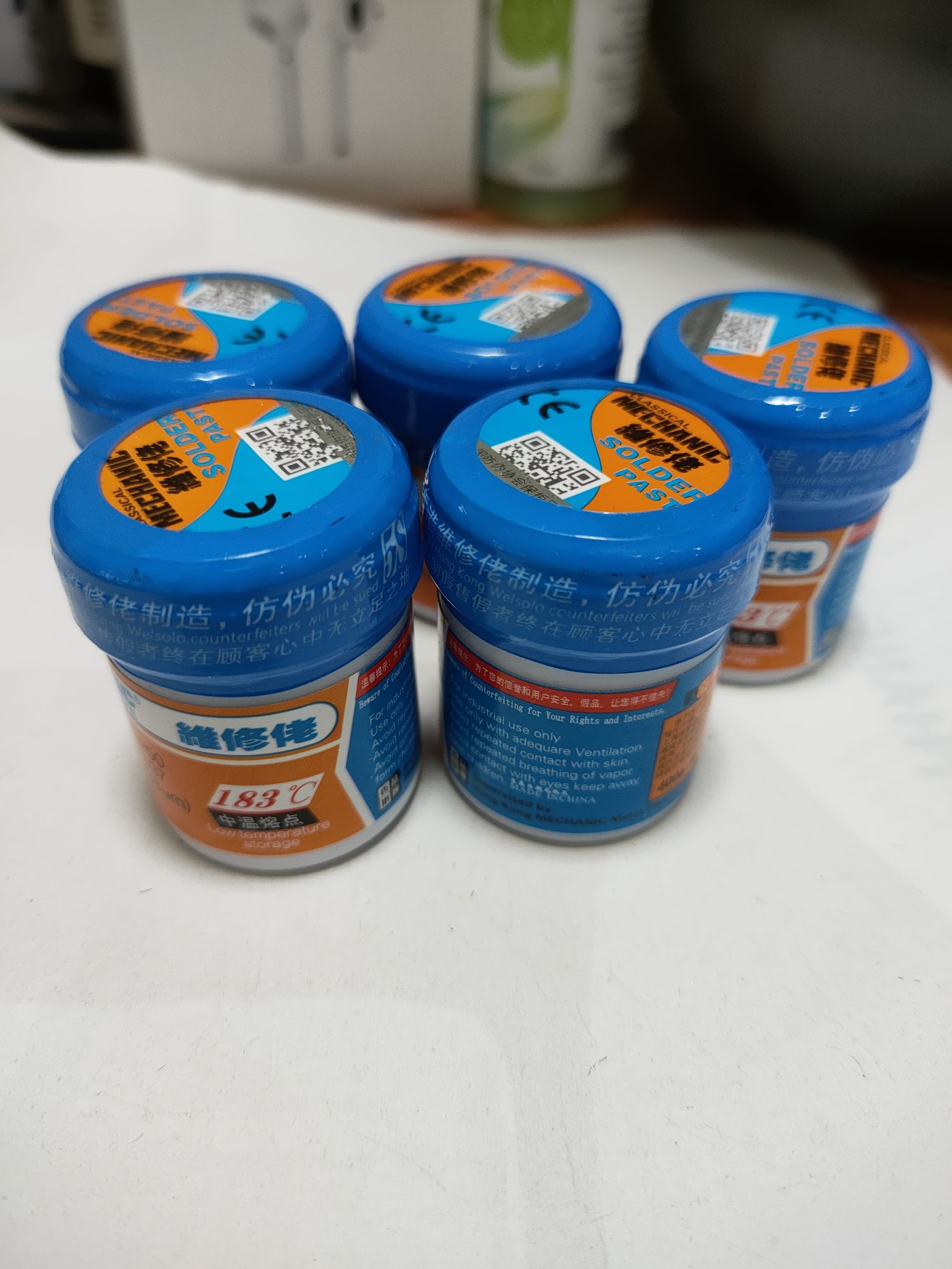 Bột chì làm chân IC