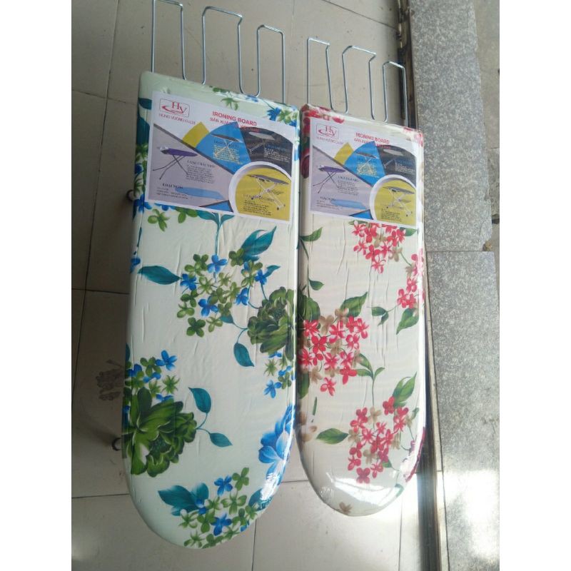 Bàn ủi ngồi có kệ để bàn ủi