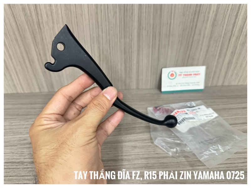 Tay thắng đĩa FZ, R15 Phải ( Đen Nhám ) - ( 1 Cây ) 3C1H39220000