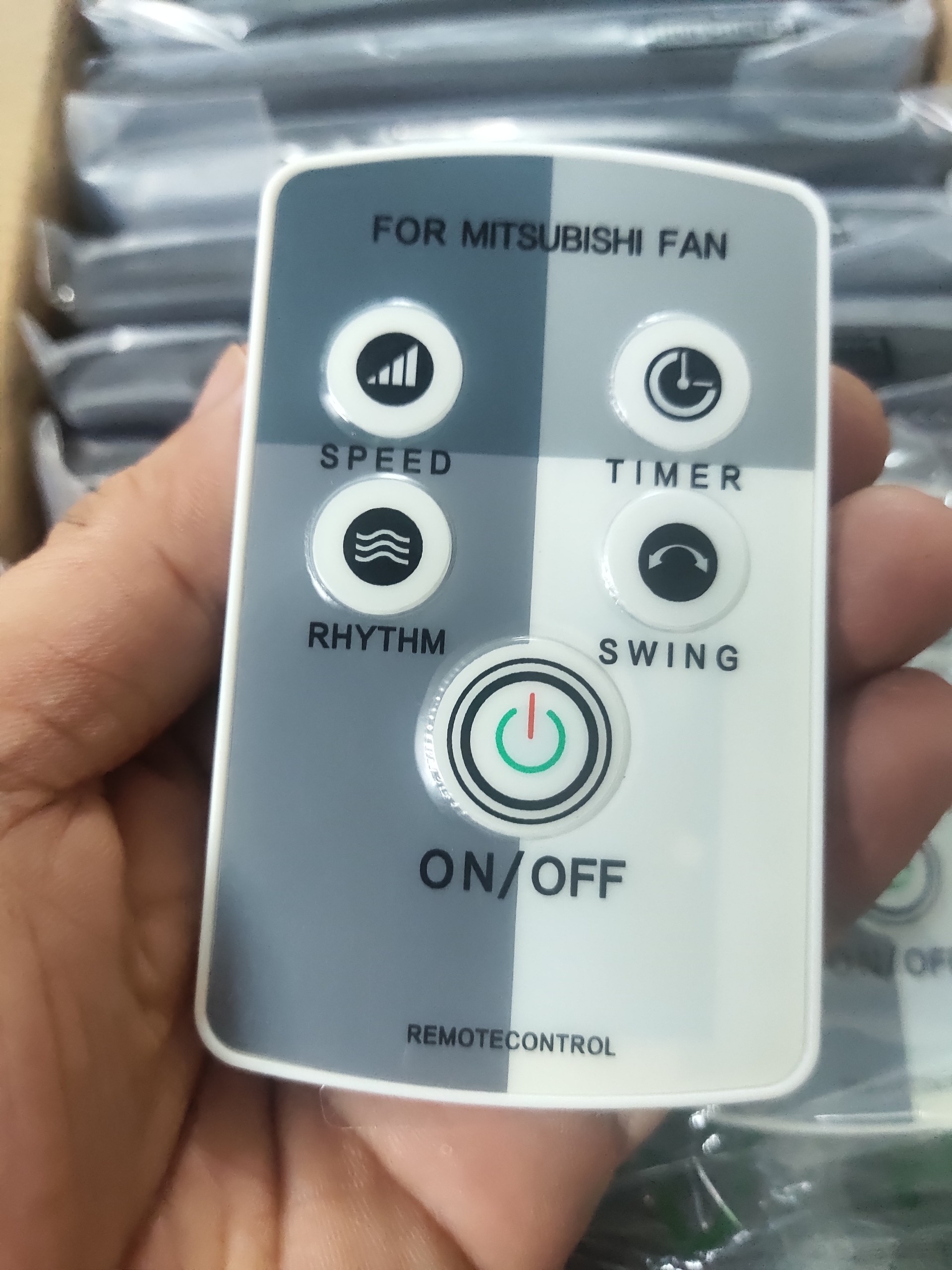 ĐIỀU KHIỂN QUẠT MITSUBISHI- ĐÃ CÓ SẴN PIN