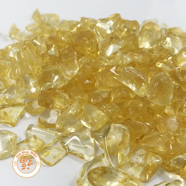 Đá vụn phong thủy lưu ly vàng