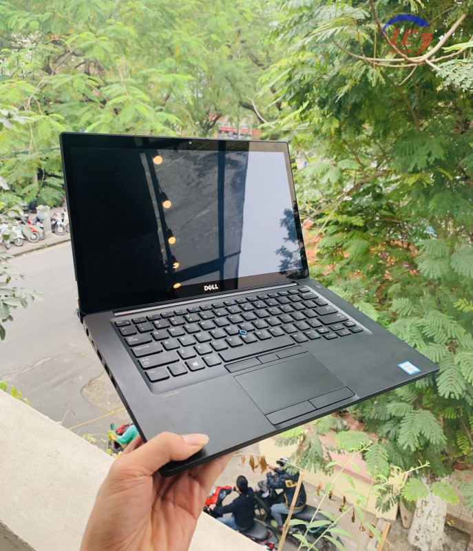 Dell Latitude 7470, Màn 2K Cảm Ứng Mượt Mà, i5-6300U, VGA Intel HD 620, màn 14 inch 2K QHD IPS, Touch, 92% sRGB, sáng 350 nits