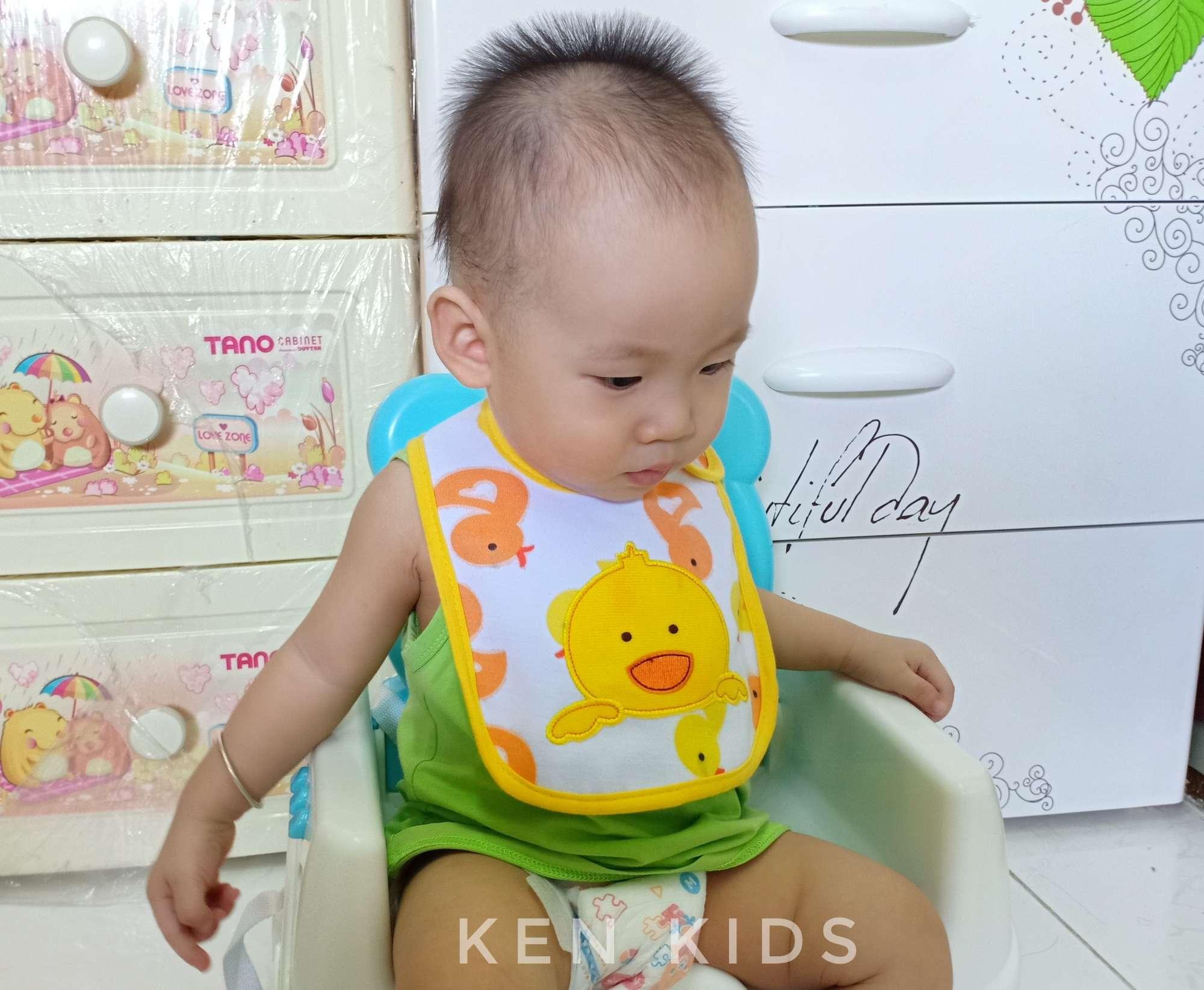 SET 3 Yếm ăn dặm chống thấm 3 lớp cho bé Carter's