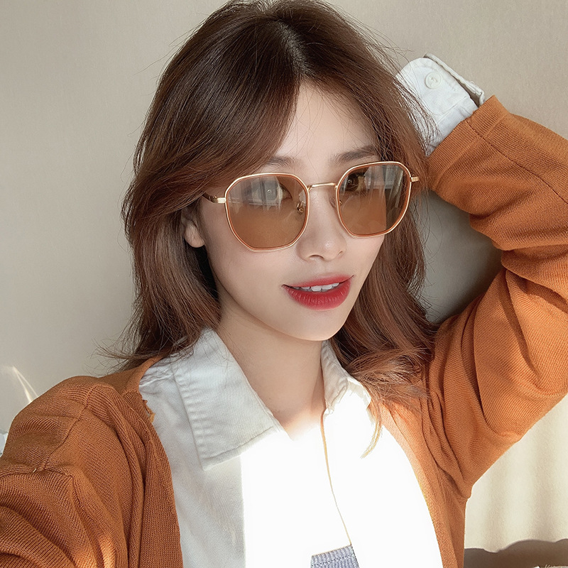Kính mát nữ gọng đa giác đẹp sang trọng, kính râm thời trang chống tia ...