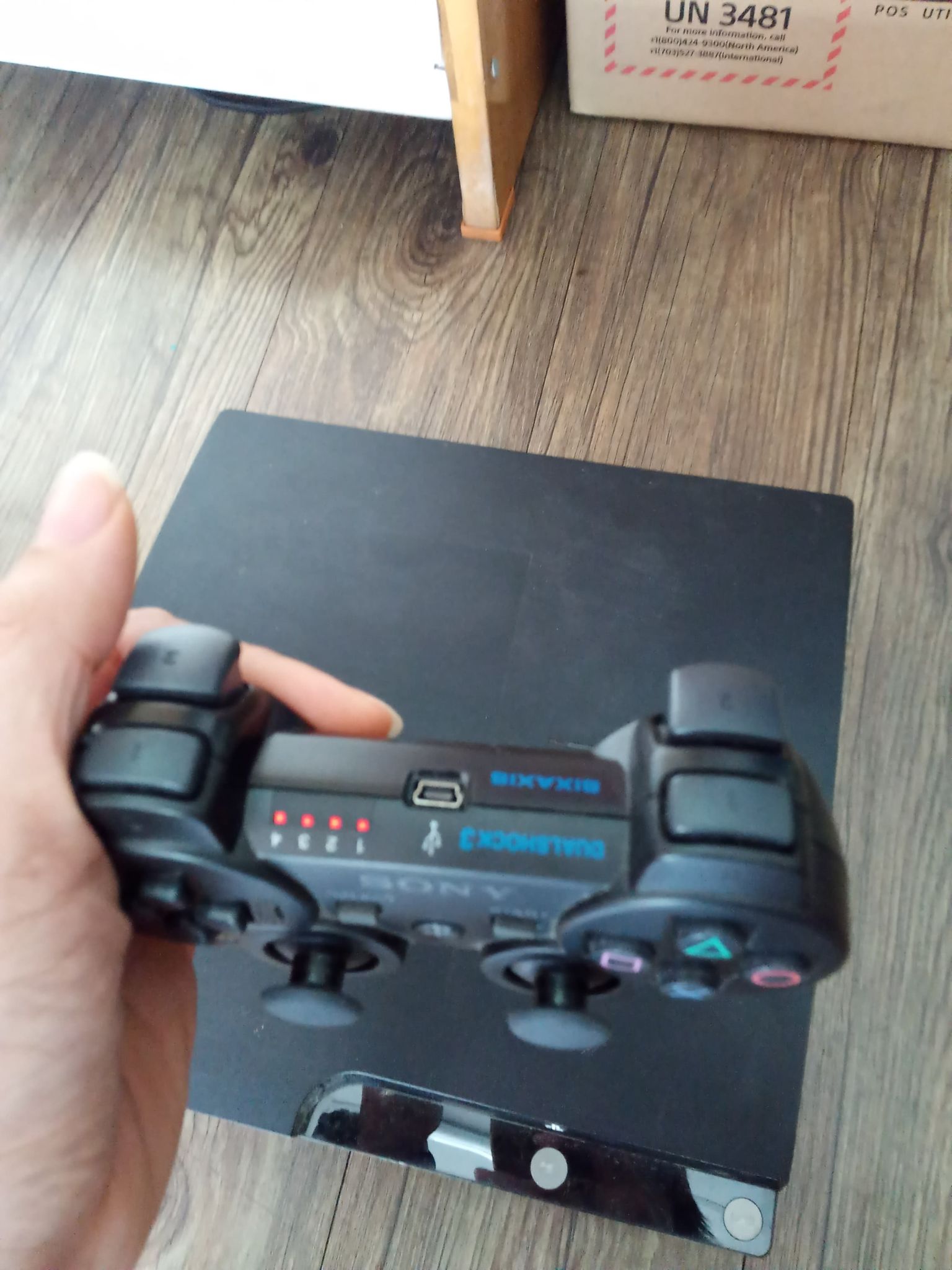 Máy game PS3 Slim 500GB + 2 tay cầm (có Pes 2026)
