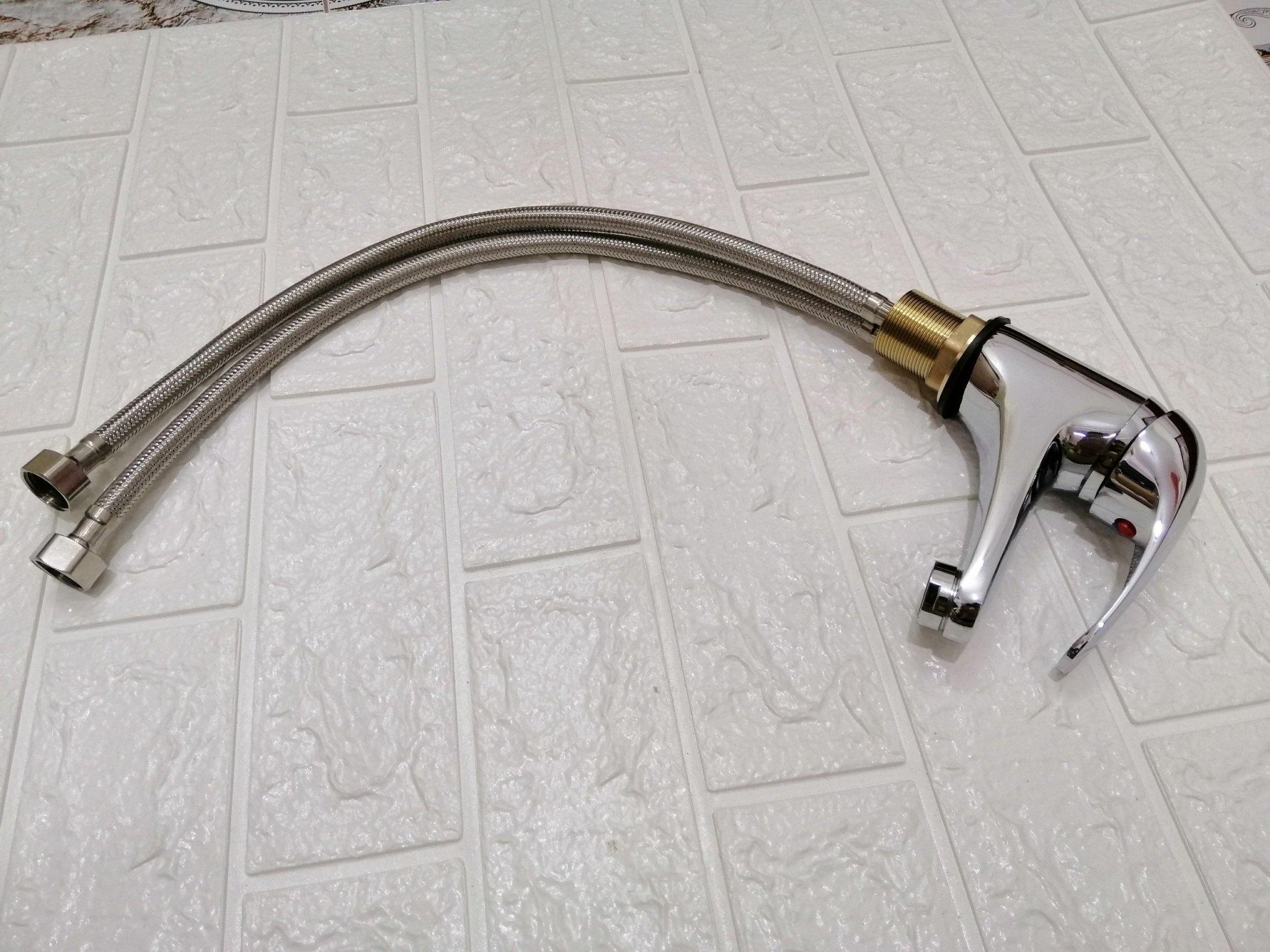 vòi lavabo nóng lạnh inax