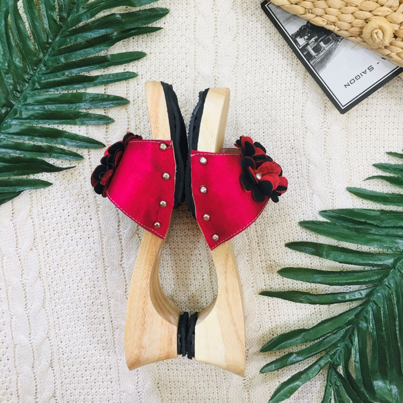 GUỐC GỖ GUỐC MỘC QUAI HOA ĐỎ CAO 5CM