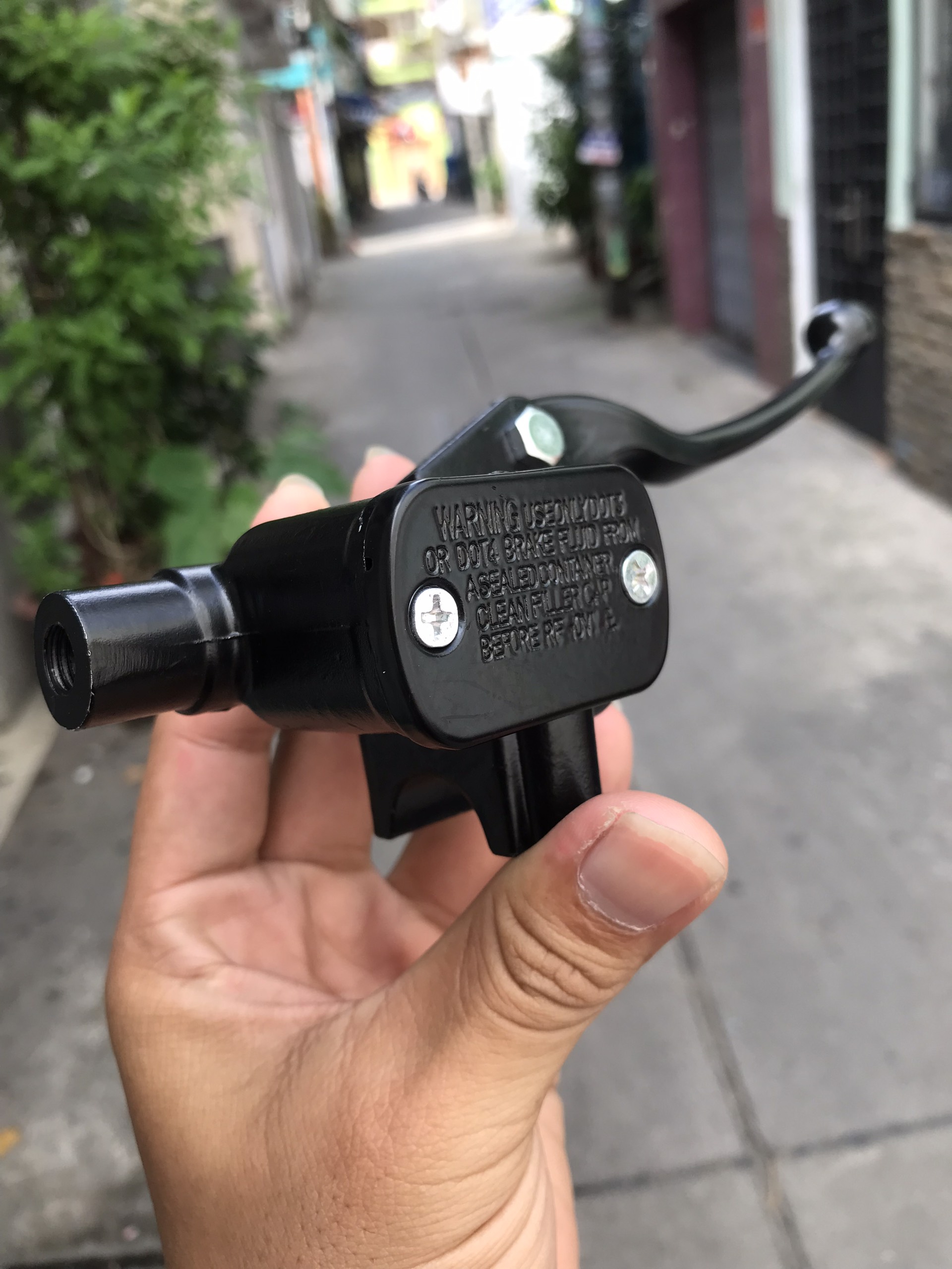Sirius, Tay thắng Sirius xăng cơ phụ kiện Sirius