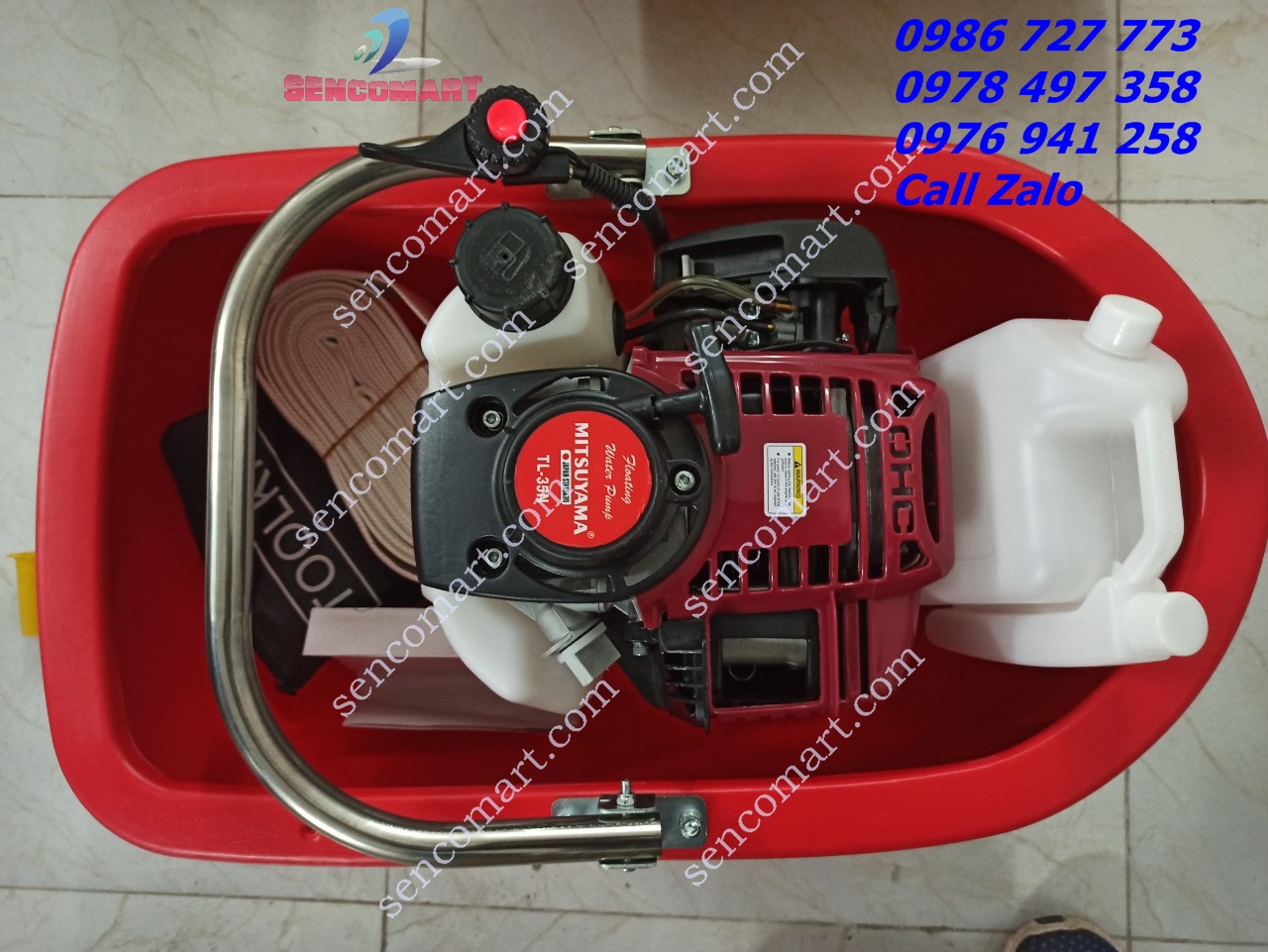 Xả lỗ máy bơm thuyền thả nổi chạy xăng 4 thì Mitsuyama TL35N