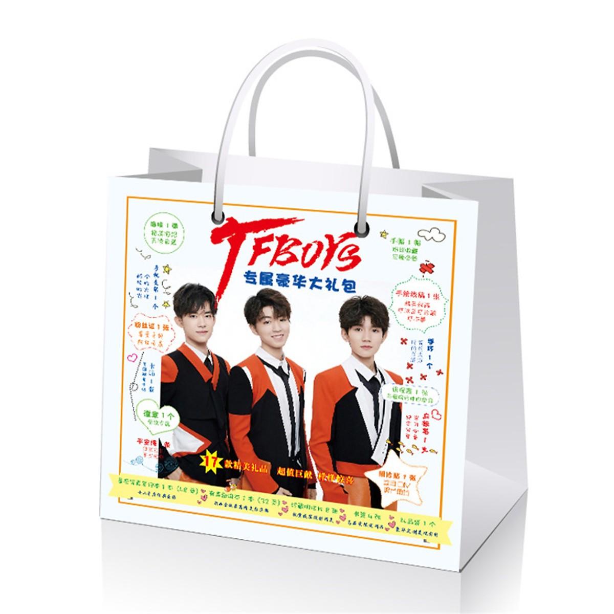 Combo Túi quà TFBOYS gồm 13 món