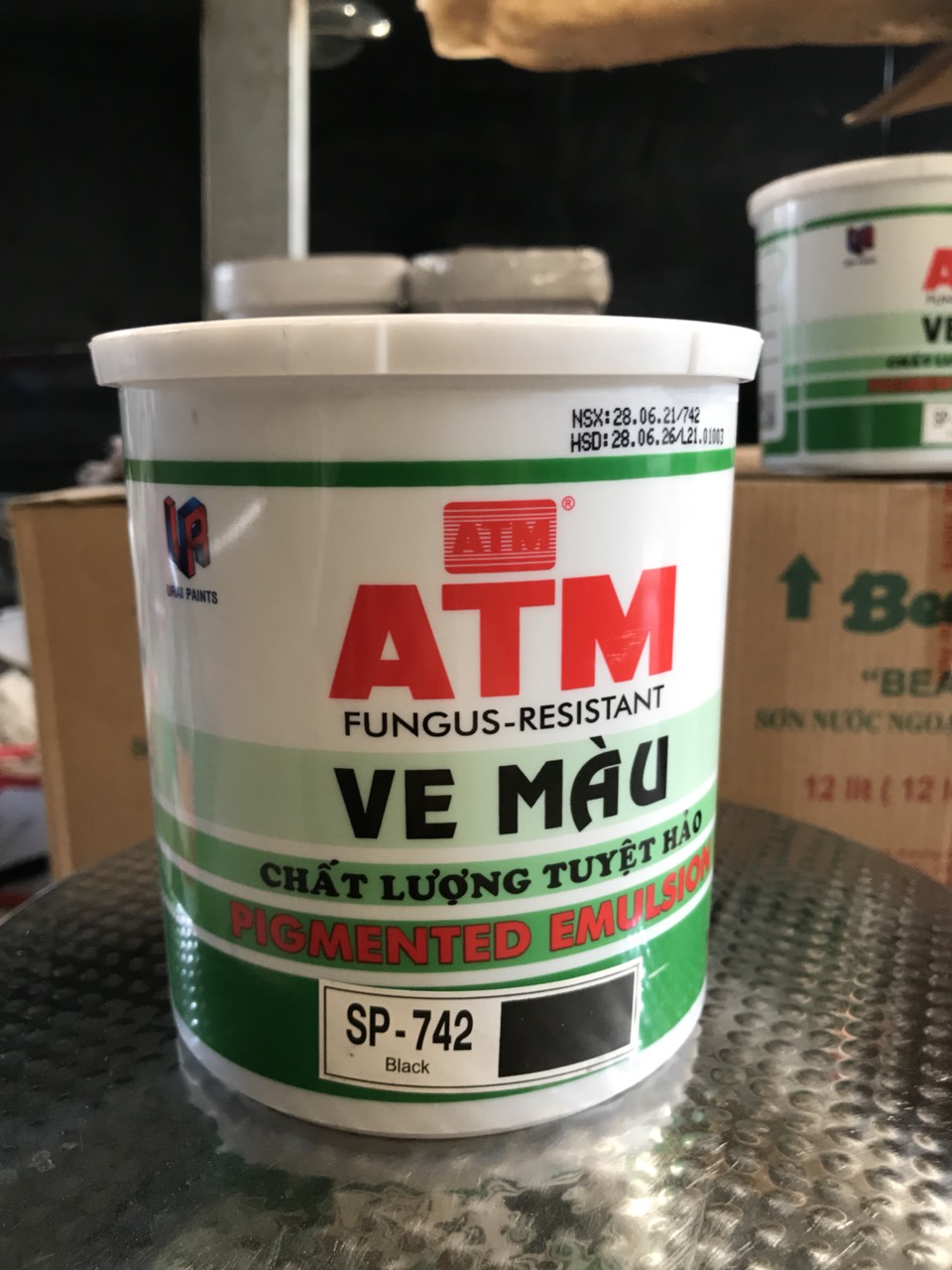 Ve màu đen ATM(1L)