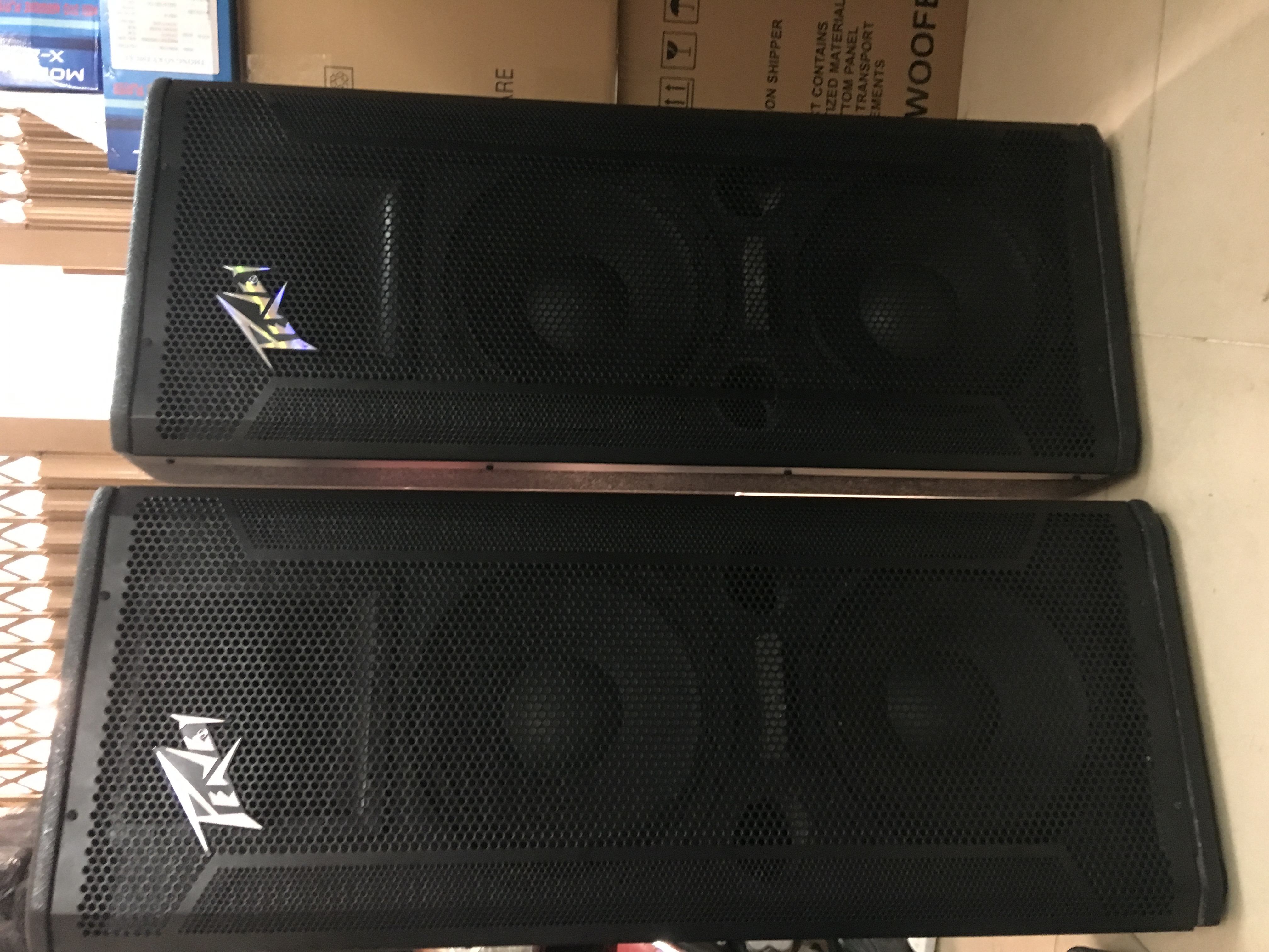 1 CẶP VỎ THÙNG LOA SÂN KHẤU 2BASS 30CM (KO KÈM LOA)